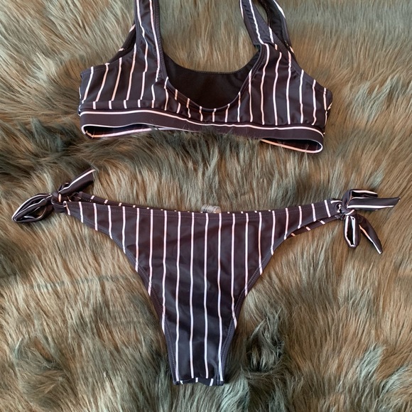 NWOT Shein Striped Swimsuit - Picture 3 of 3